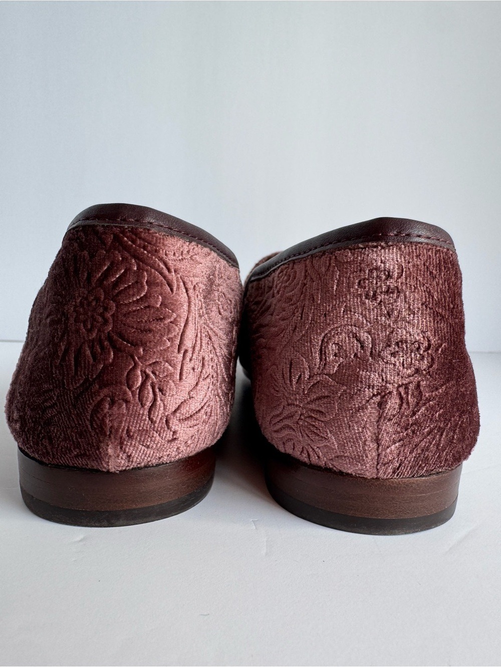 Sam Edelman Loraine Floral Embossed Velvet Loafers Gold Womens 7.5 Flats Shoes - Picture 7 of 16